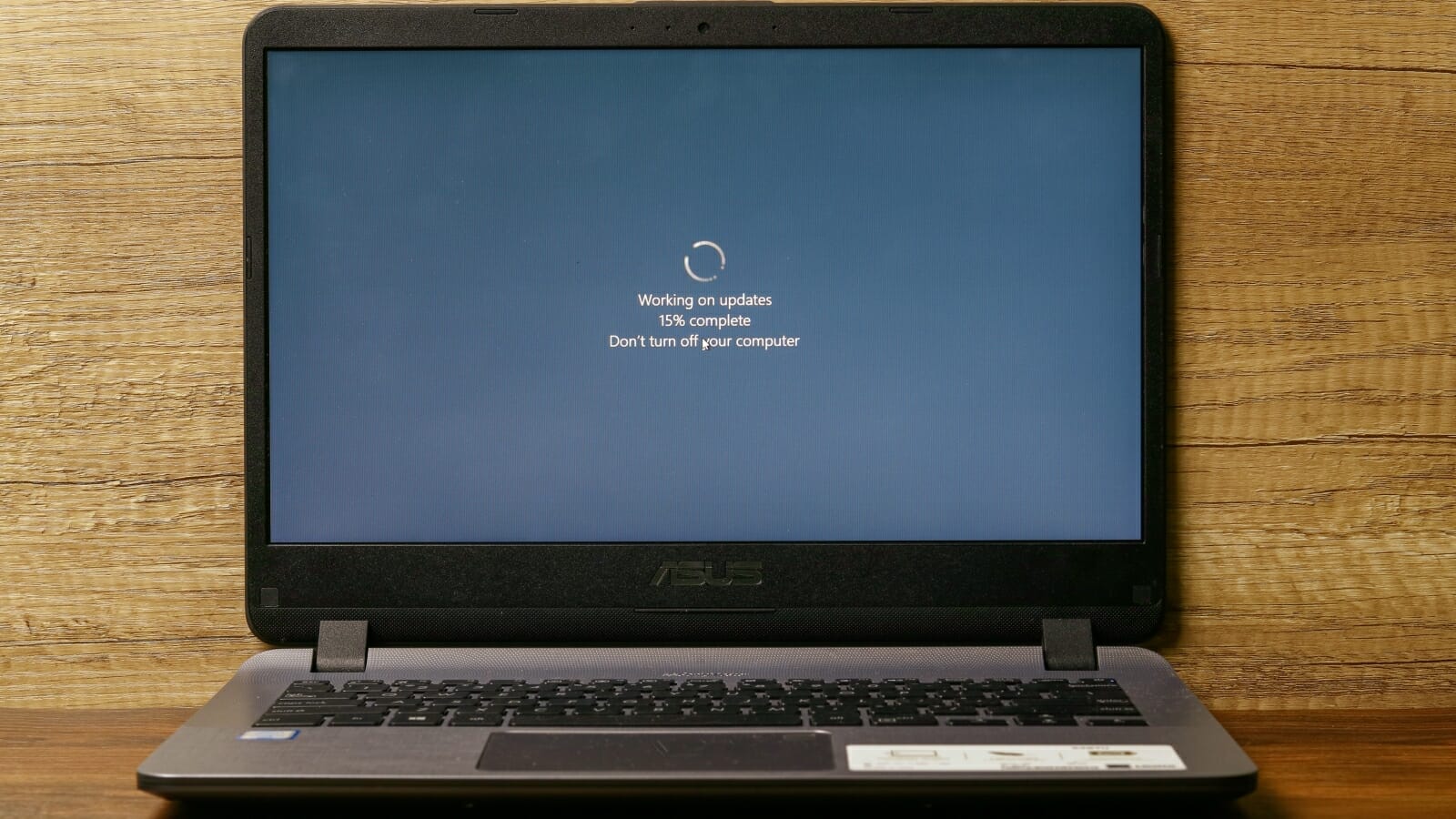 Updating screen on a laptop